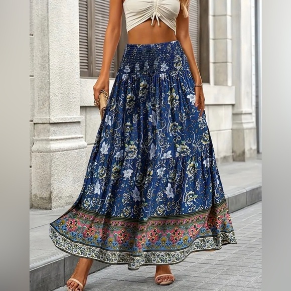 Dresses & Skirts - Bohemian Floral Border Print Maxi Skirt Size L NWT Smocked Waist Hippie